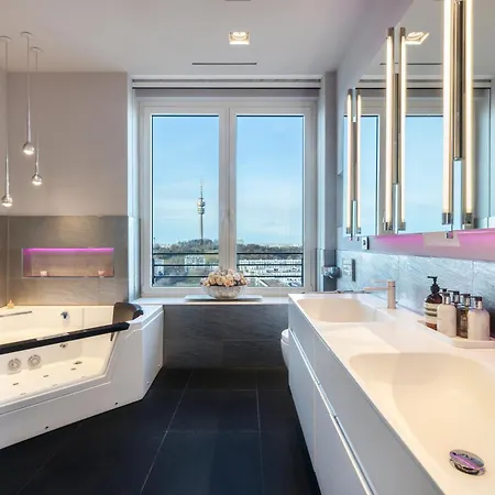 Silvester Ueber Den Daechern Muenchens Luxus-penthouse Mit Dem Besten Skyline-blick Apartman *