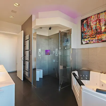 Silvester Ueber Den Daechern Muenchens Luxus-penthouse Mit Dem Besten Skyline-blick München