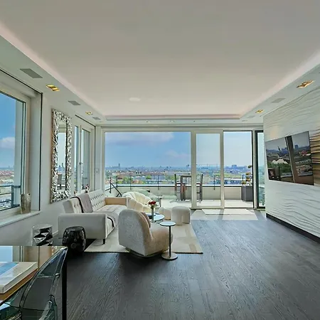 Lägenhet Silvester Ueber Den Daechern Muenchens Luxus-penthouse Mit Dem Besten Skyline-blick München